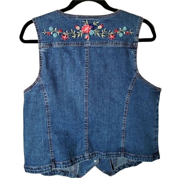 Northern Reflections Embroidered Denim Vest Large